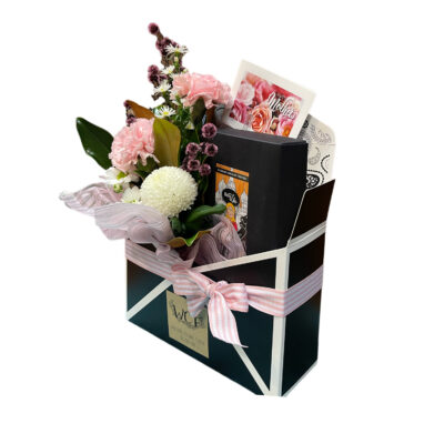 Blooms n' Chocs - Image 2